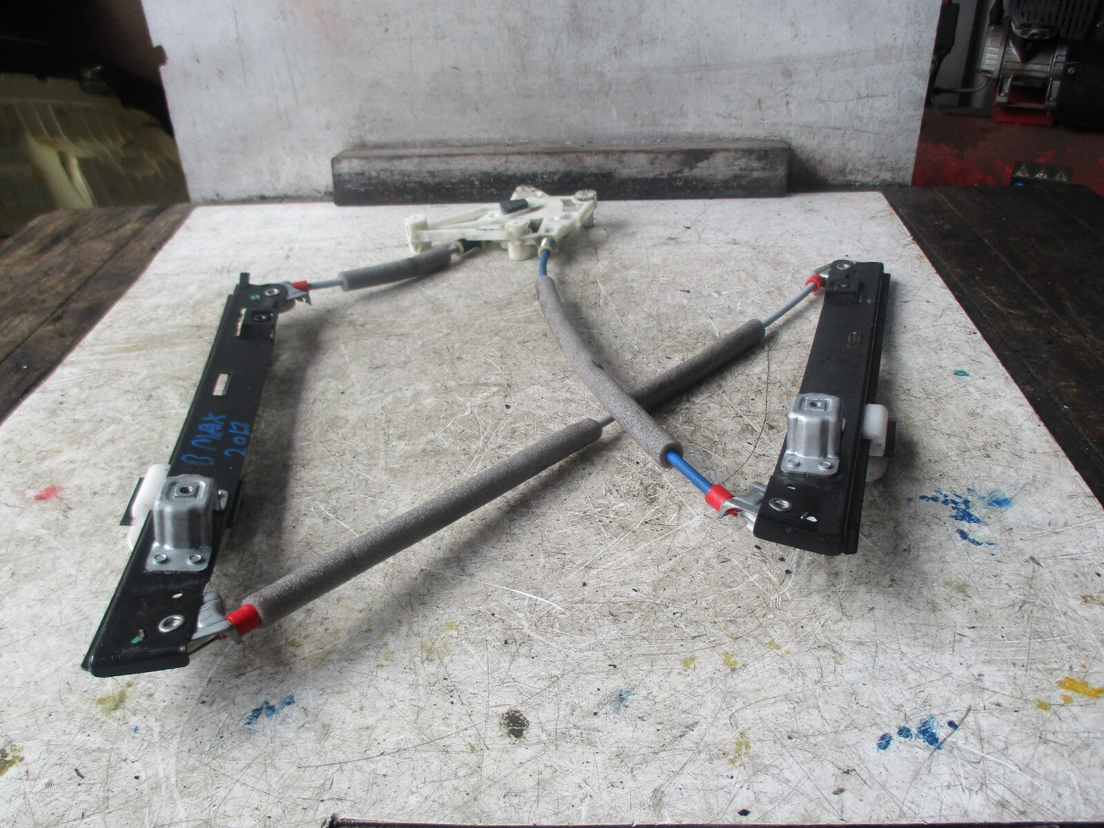 FORD B-MAX 2013 O/S DRIVER SIDE REAR WINDOW REGULATOR AV11R27000