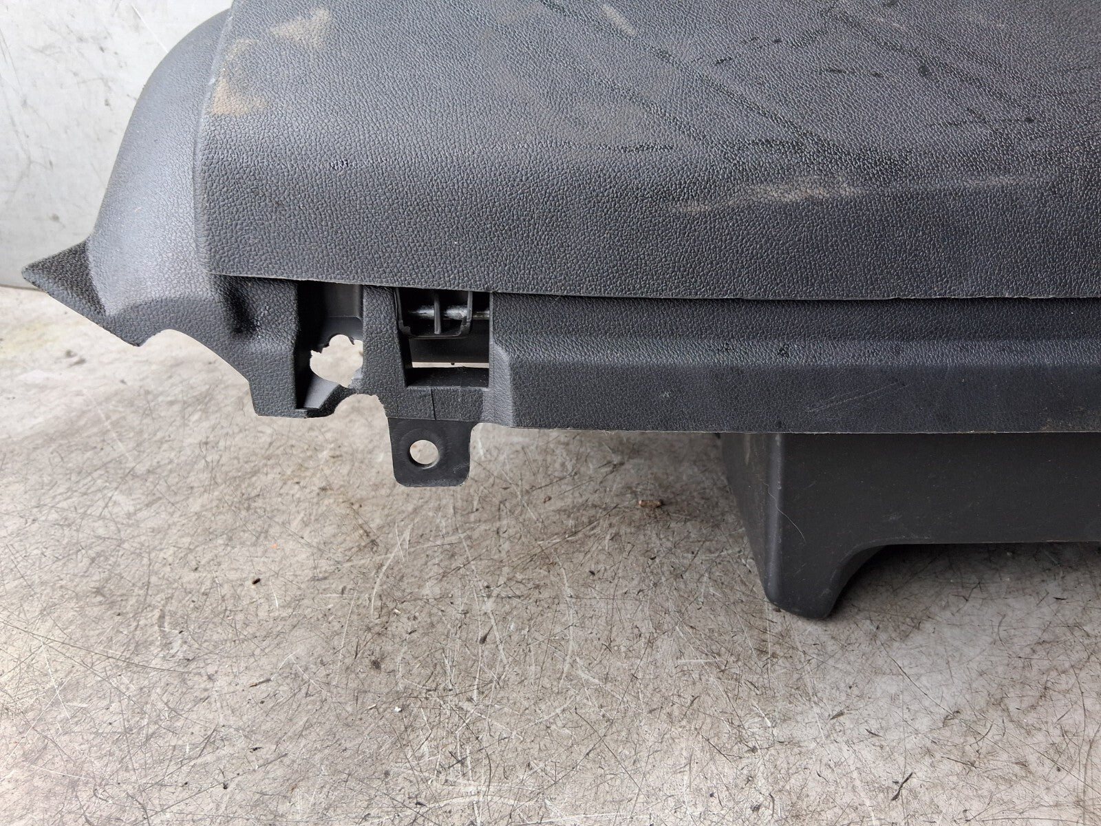 2015 VAUXHALL CORSA E DASHBOARD GLOVE BOX STORAGE COMPARTMENT 460029937