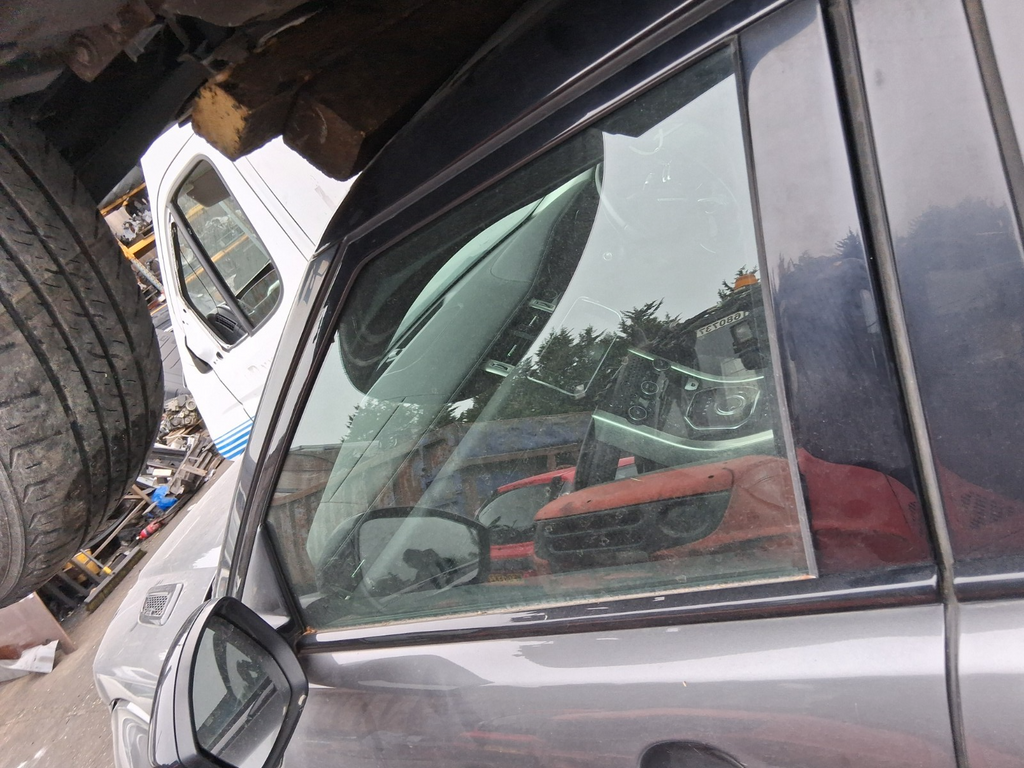 2016 RANGE ROVER EVOQUE L538 NSF PASSENGER SIDE FRONT DOOR MAIN WINDOW GLASS