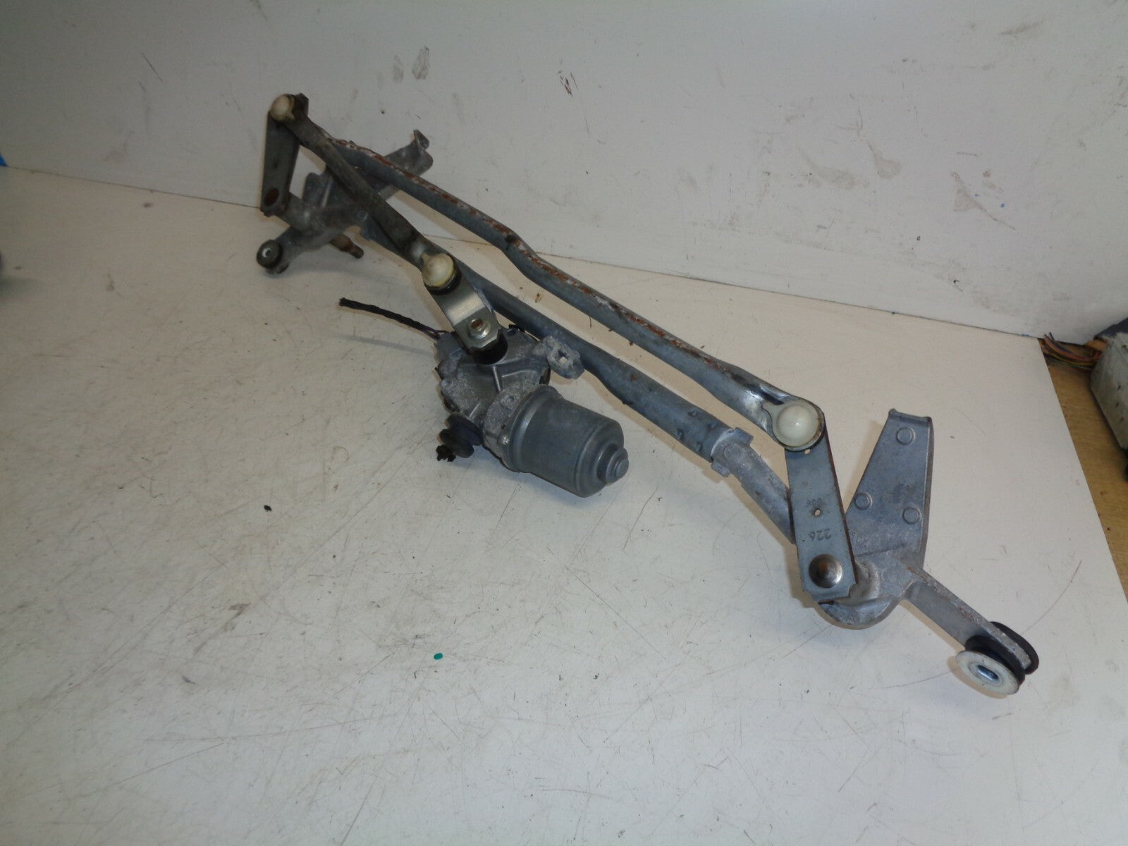 LANDROVER  DISCOVERY SPORT 2015 FRONT WINDSCREEN WIPER MOTOR LINKAGE FK7217500BA
