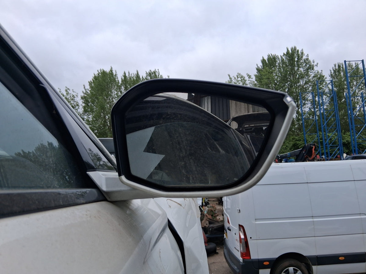 2023 DS DS 4 CROSSOVER OSF DRIVER SIDE FRONT POWERFOLD WING MIRROR PUDDLE LIGHT