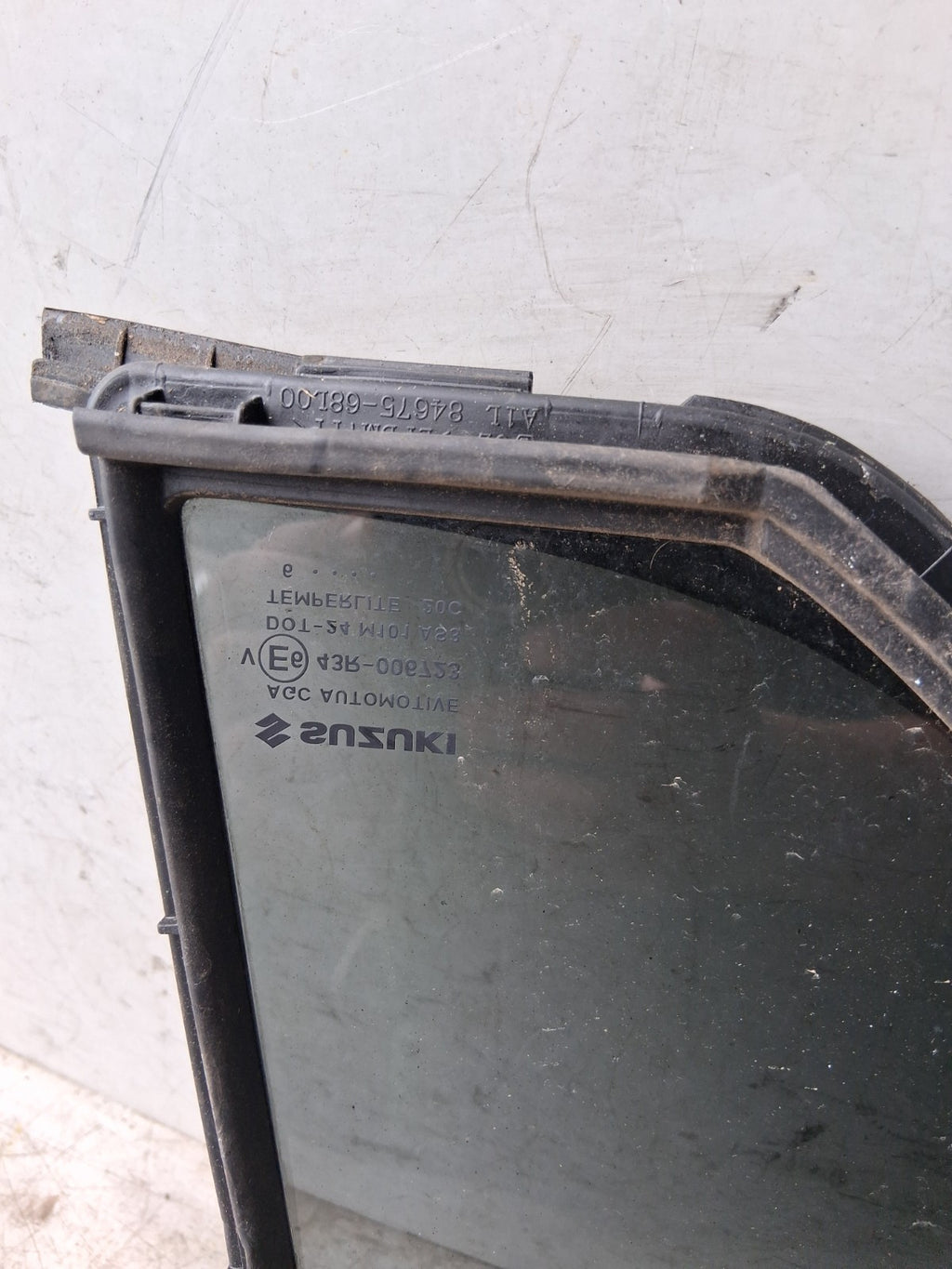 SUZUKI SWIFT MK3 2016 NSR PASSENGER SIDE REAR LEFT QUARTER WINDOW GLASS