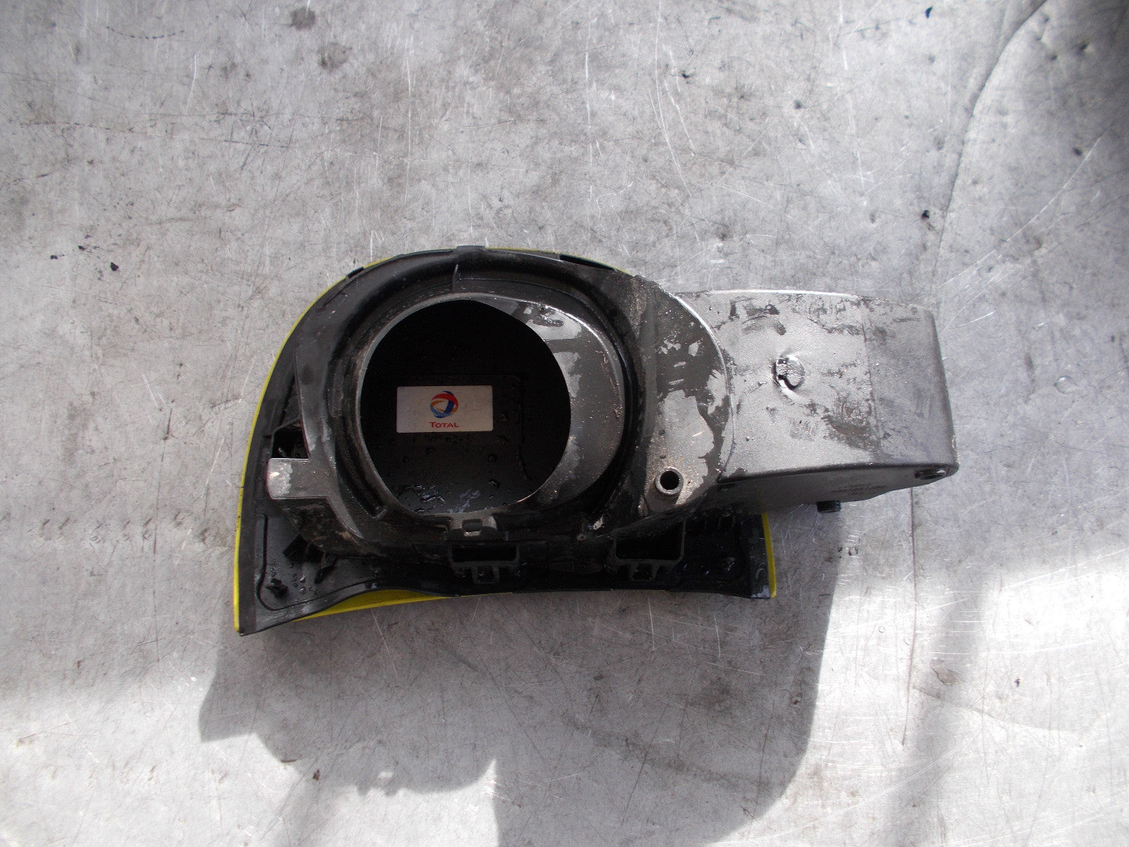 CITROEN C4 CACTUS 2016 YELLOW DIESEL FUEL FILLER CAP 9801501380