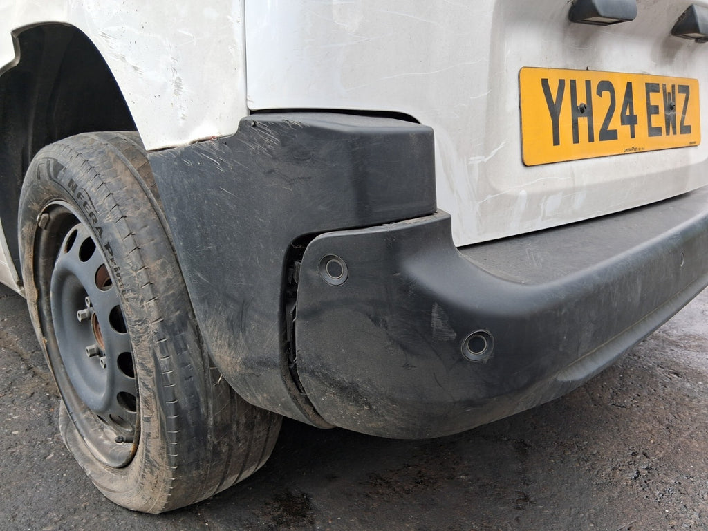 2024 TOYOTA PROACE CITY REAR COMPLETE BUMPER WITH PDC SENSOR