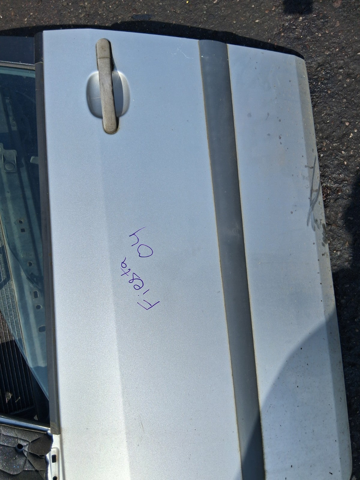 2006 FORD FIESTA MK6 NSF PASSENGER SIDE FRONT LEFT COMPLETE DOOR SILVER
