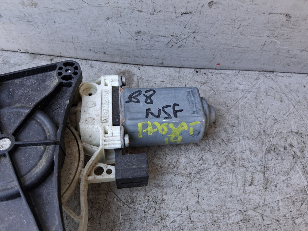 VOLKSWAGEN PASSAT B8 2019 NSF PASSENGER SIDE WINDOW MOTOR & REGULATOR 3G0837461