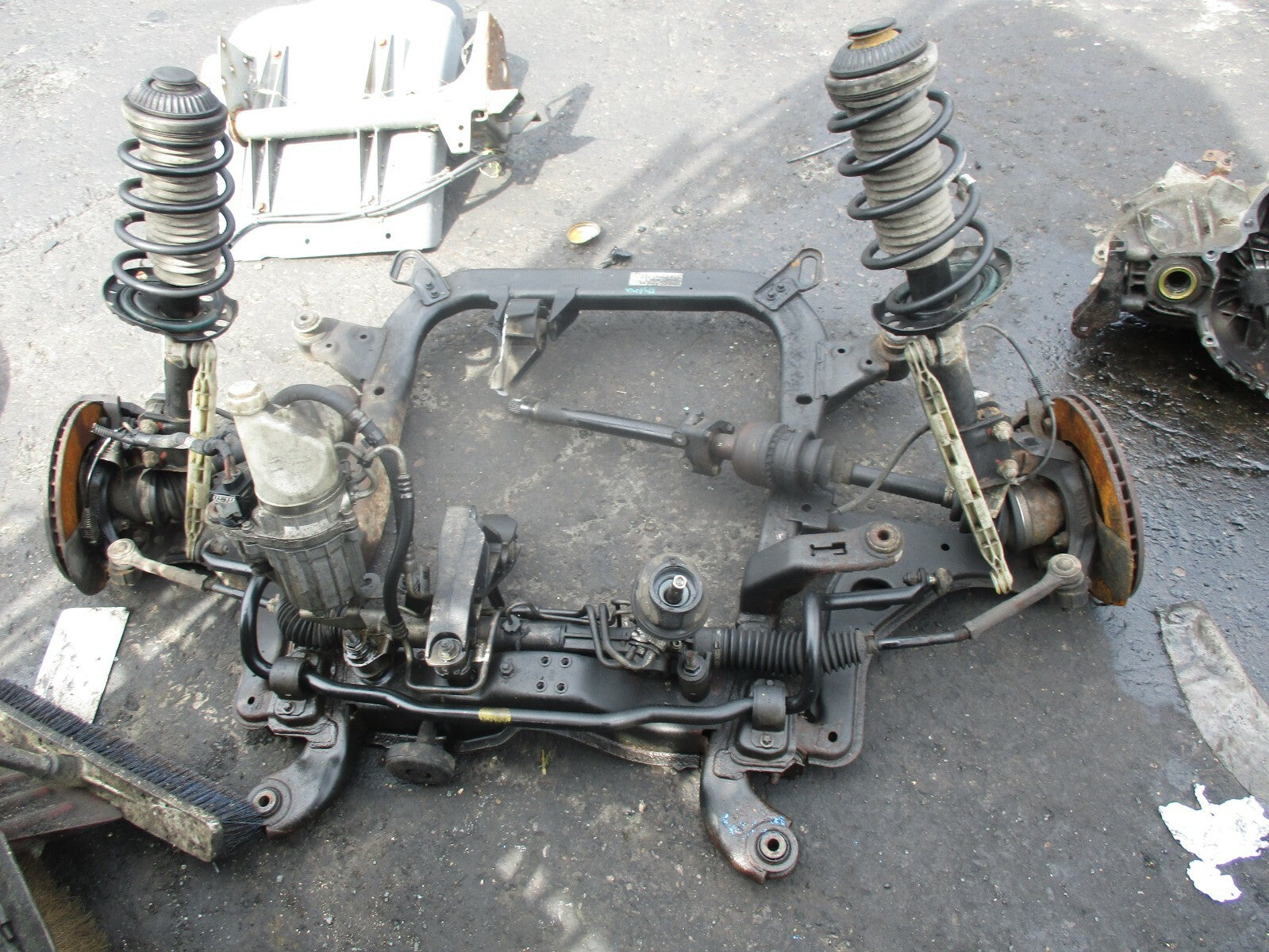VAUXHALL ASTRA H 1.7 CDTI COMPLETE FRONT CRADLE SUSPENSION LEGS DRIVESHAFT