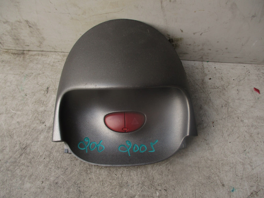 2005 PEUGEOT 206 DISPLAY CLOCK SURROUND AND HAZARD BUTTON 96403133
