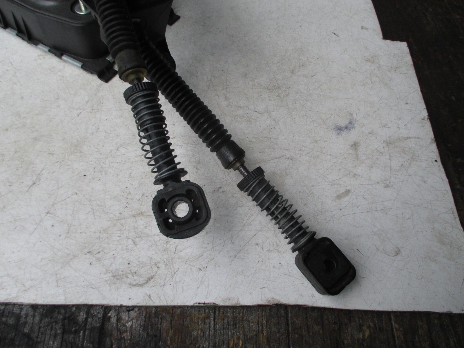 VOLKSWAGEN POLO MK6 2019 MANUAL GEAR STICK SELECTOR LINKAGE CABLES 2Q0711049J