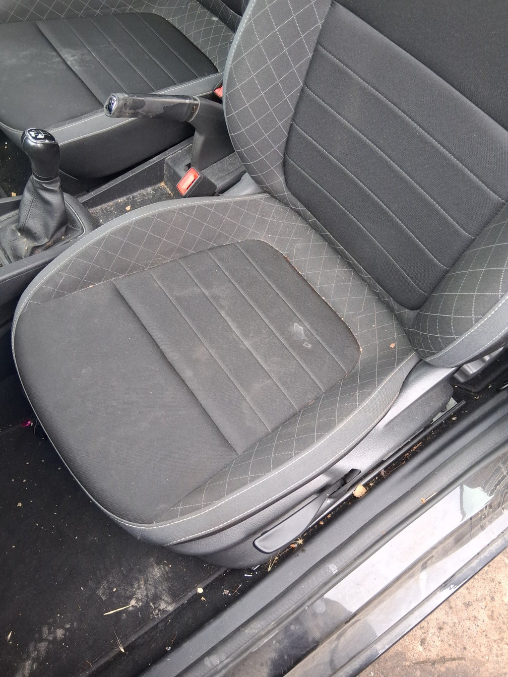 2020 SKODA FABIA MK3 NJ HATCHBACK NSF PASSENGER SIDE FRONT LEFT COMPLETE SEAT