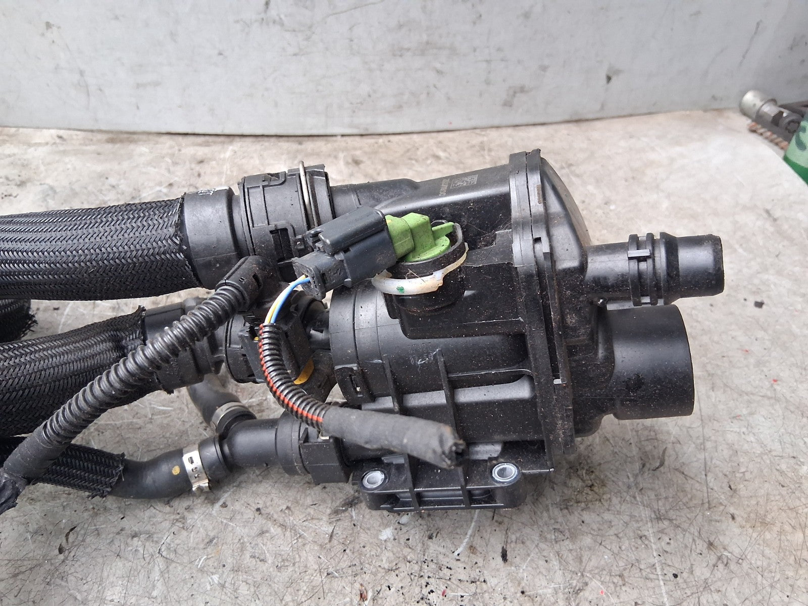 CITROEN C4 MK3 2023 1.2 PETROL THERMOSTAT HOUSING 9812131480