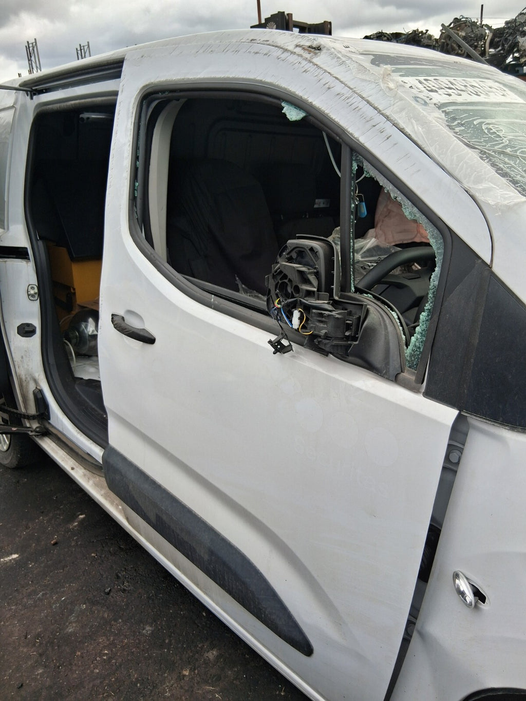 2024 TOYOTA PROACE CITY OS DRIVER SIDE WINDOW SWITCH