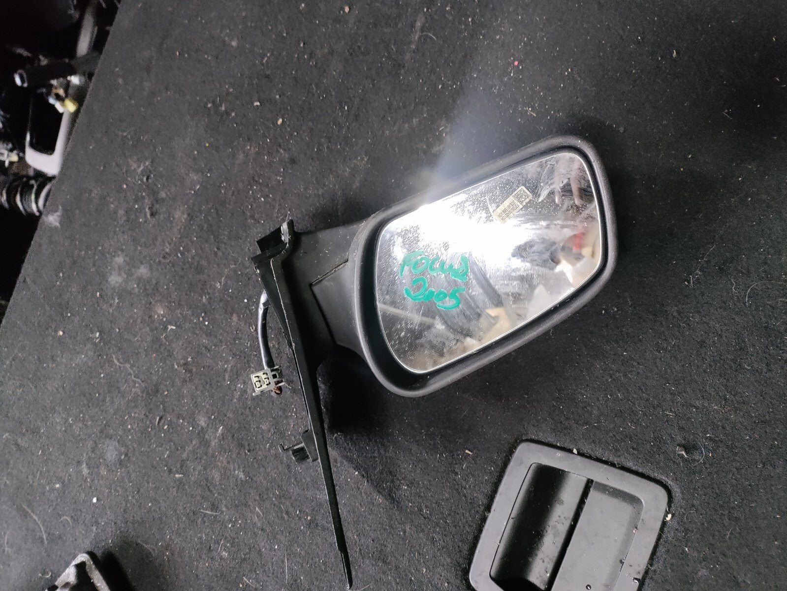 FORD FOCUS MK2 2005 HATCHBACK NS PASSENGER SIDE WING MIRROR