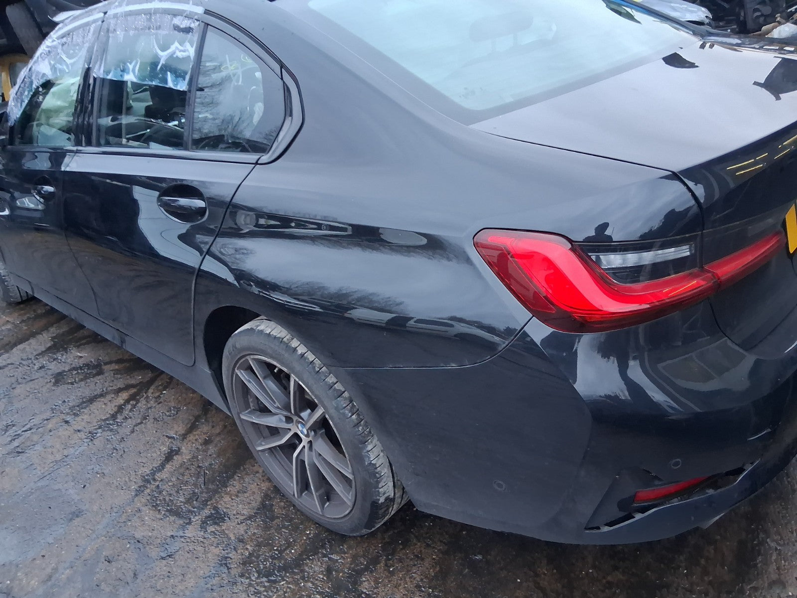 2019 BMW 3 SERIES SALOON G20 NSR PASSENGER SIDE REAR QUARTER PANEL BLACK MET 475