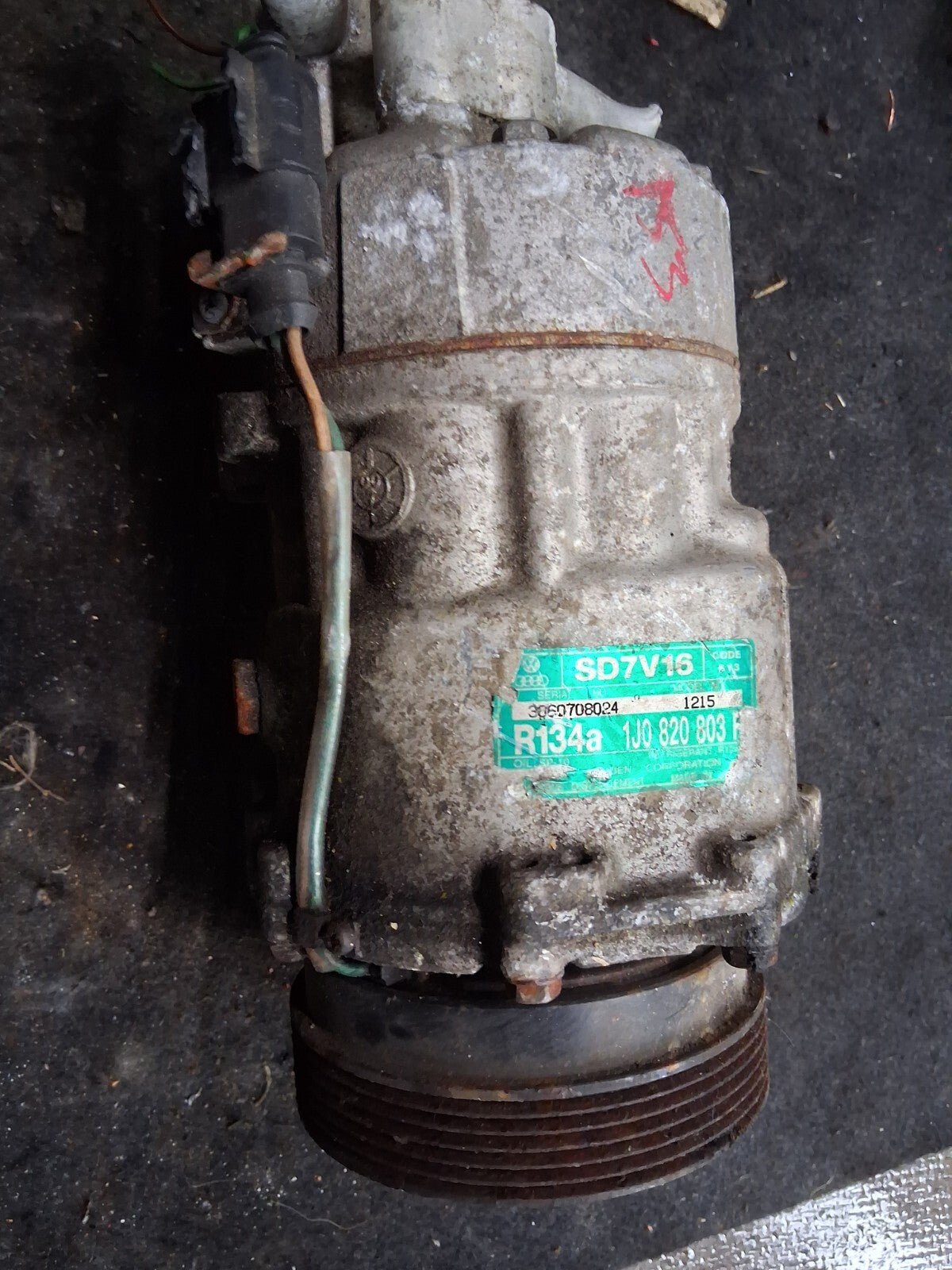 2007 VW VOLKSWAGEN BEETLE 1.6 PETROL AIR CON AC COMPRESSOR PUMP 1J0820803