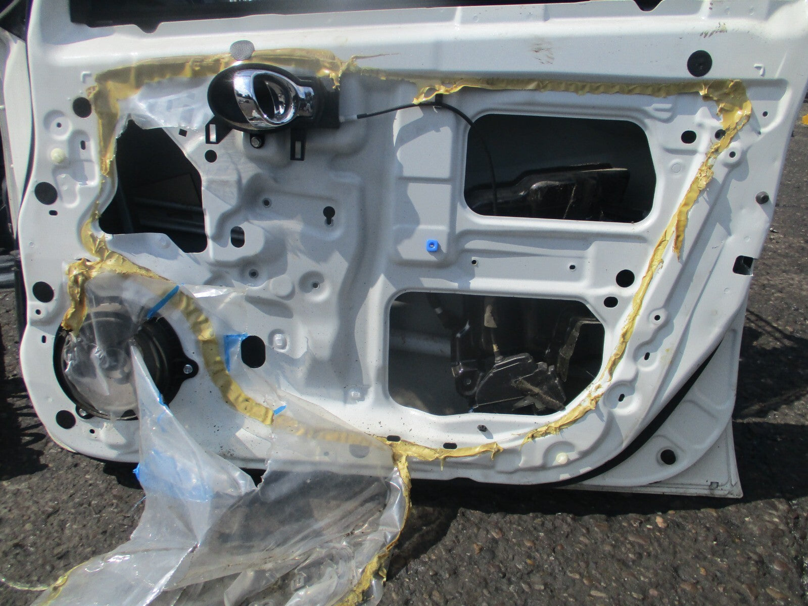 2015 NISSAN NOTE E12 OSF DRIVER SIDE FRONT BARE DOOR WHITE PEARL QAB