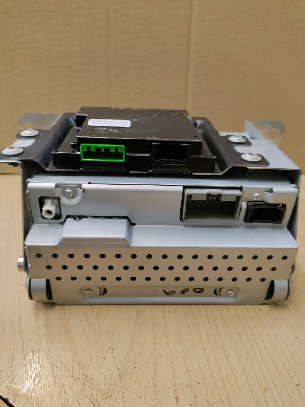 2009 JAGUAR XF X250 MULTIMEDIA CD PLAYER HEAD UNIT 7G9N18C815TA