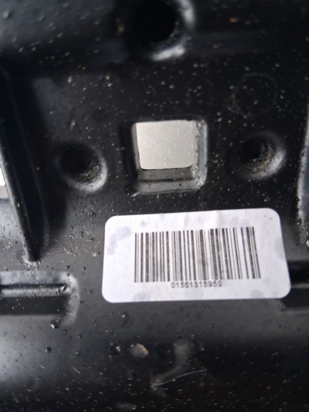 ALFA STEVLIO Q4 2022 CENTRAL TUNNEL INTERIOR ARMREST 01561518950