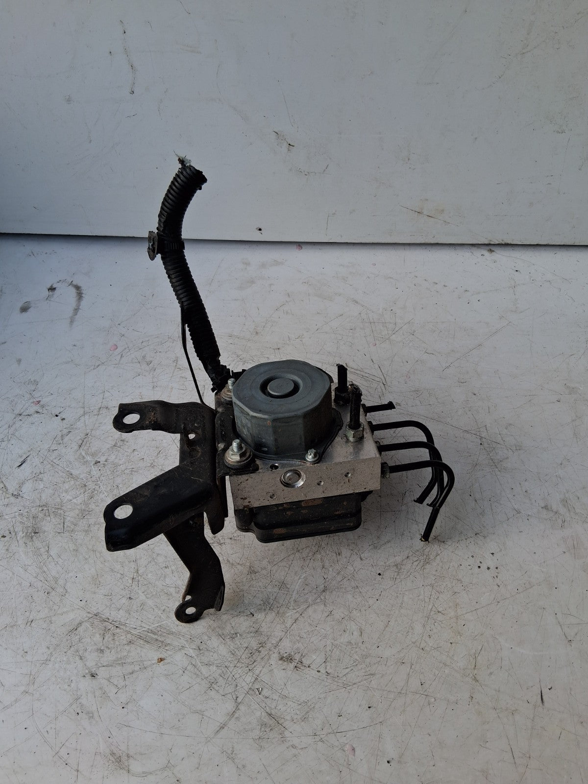 2019 TOYOTA AYGO MK2 ABS BRAKE PUMP CONTROL MODULE 2265106455
