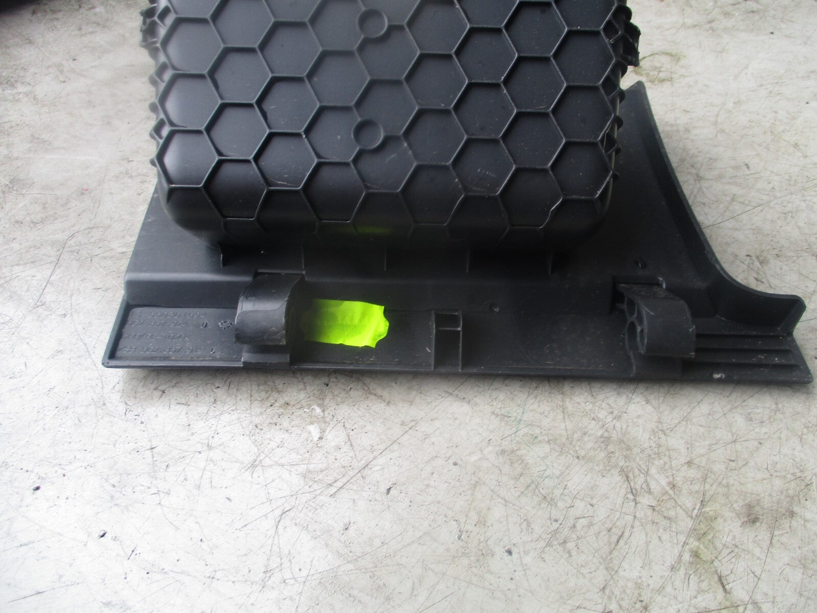 2017 VW VOLKSWAGEN GOLF  STORAGE COMPARTMENT GLOVEBOX 5G2857924