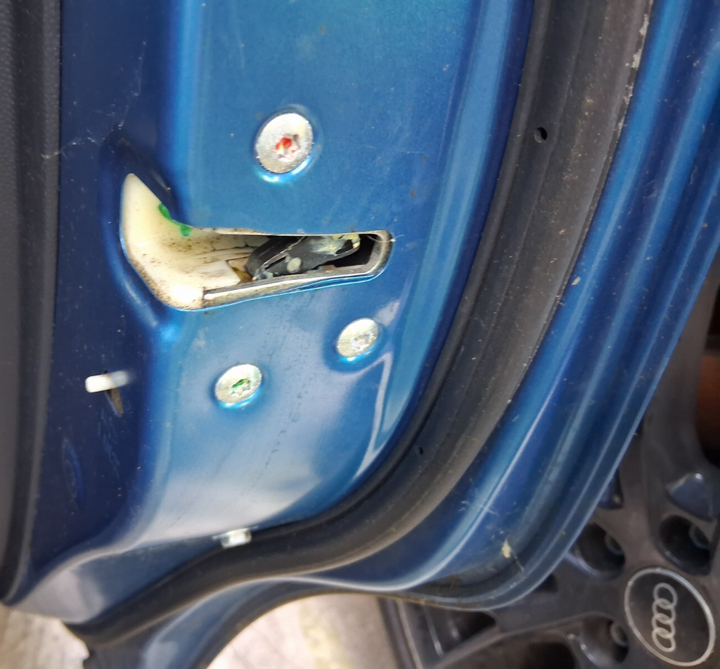 2016 MITSUBISHI MIRAGE MK6 OSF DRIVER SIDE FRONT RIGHT DOOR LOCK MECHANISM