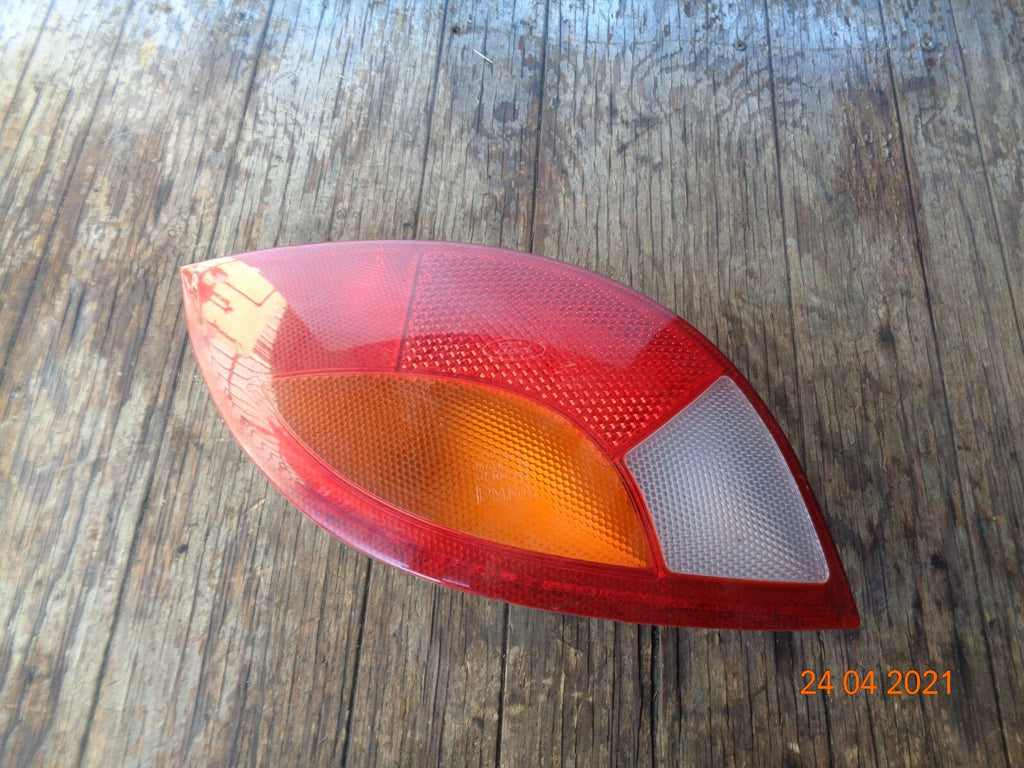 FORD KA MK1 2001 NSR PASSENGER SIDE REAR BRAKE TAIL LIGHT CUSTER ASSEMBLY