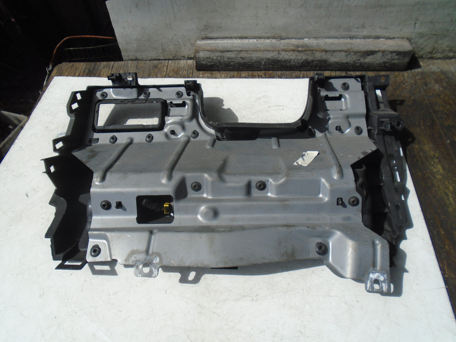 LANDROVER RANGEROVER EVOQUE 2013 DRIVER SIDE KNEE LOWER DASH SAFETY BAG