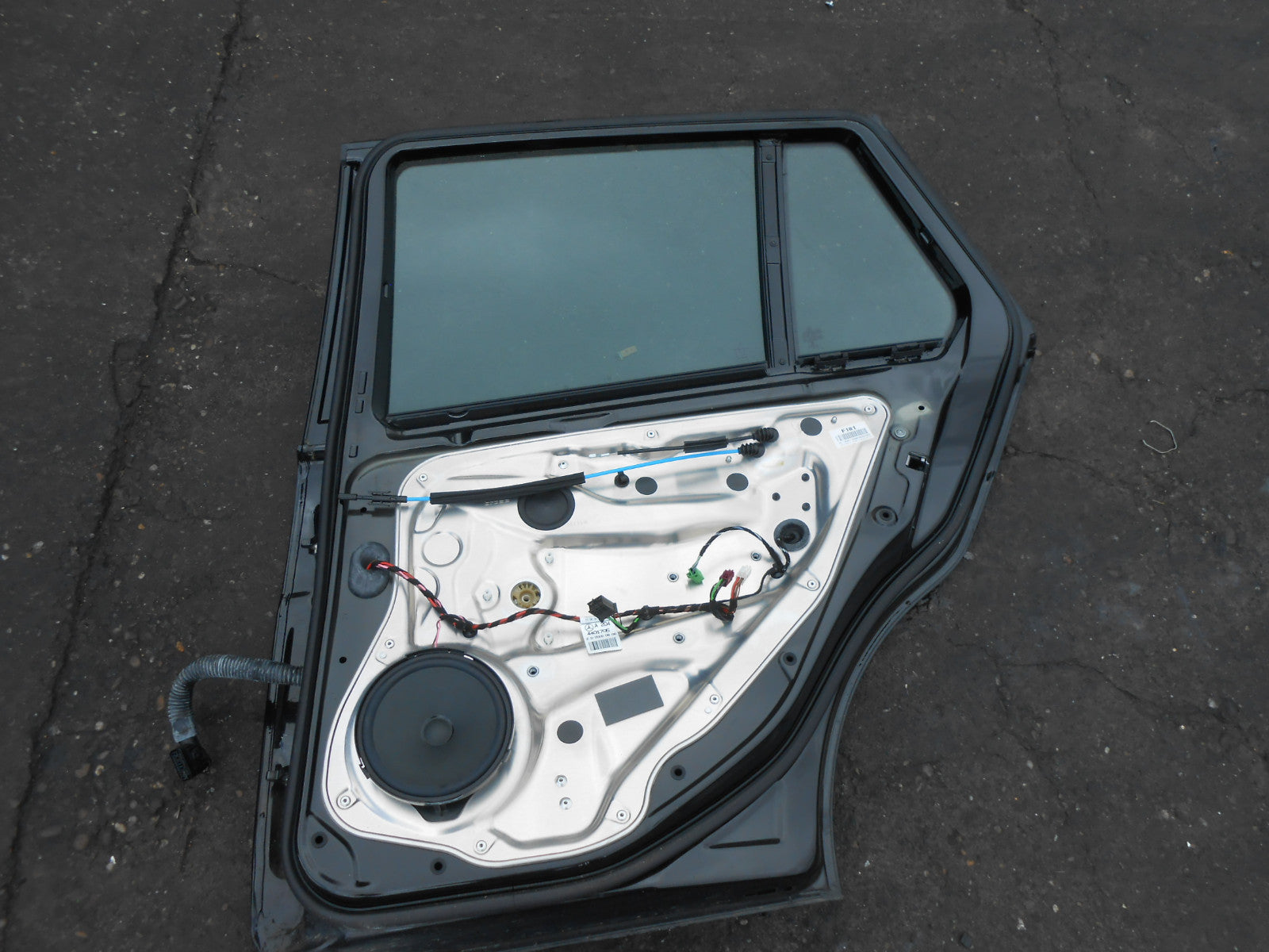 MERCEDES C CLASS S204 2013 C220 COMPLETE DRIVER SIDE REAR DOOR OSR
