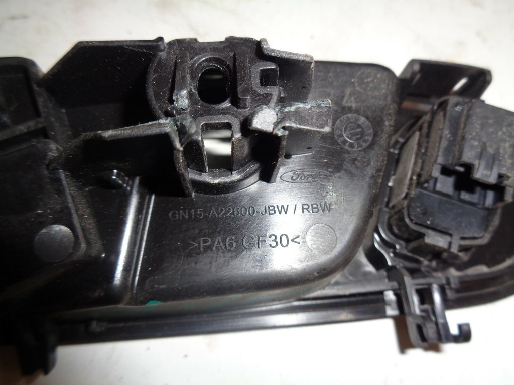 FORD ECOSPORT 2019 5DR OSF DRIVER FRONT DOOR INTERIOR HANDLE FRAME