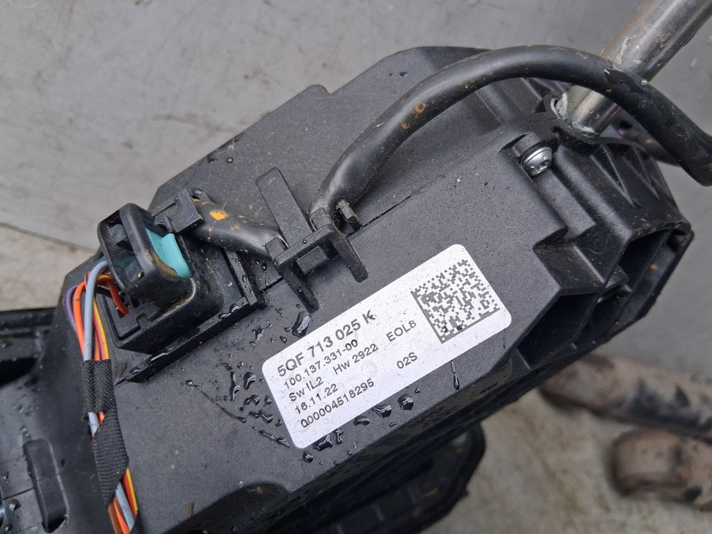 VW VOLKSWAGEN TIGUAN MK2 2023 MANUAL GEAR STICK SHIFTER GEAR LEVER 5QF713025K