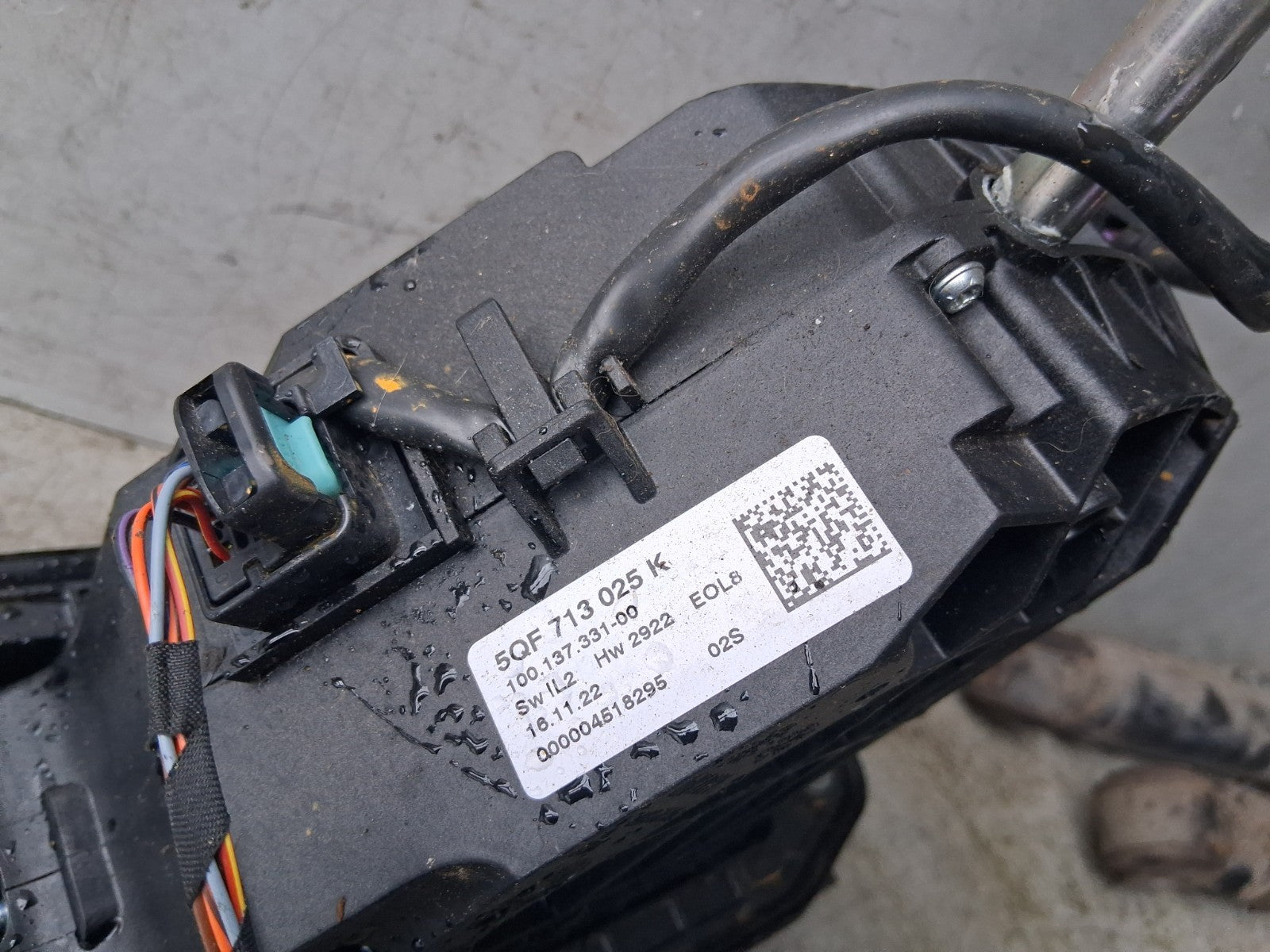 VW VOLKSWAGEN TIGUAN MK2 2023 MANUAL GEAR STICK SHIFTER GEAR LEVER 5QF713025K