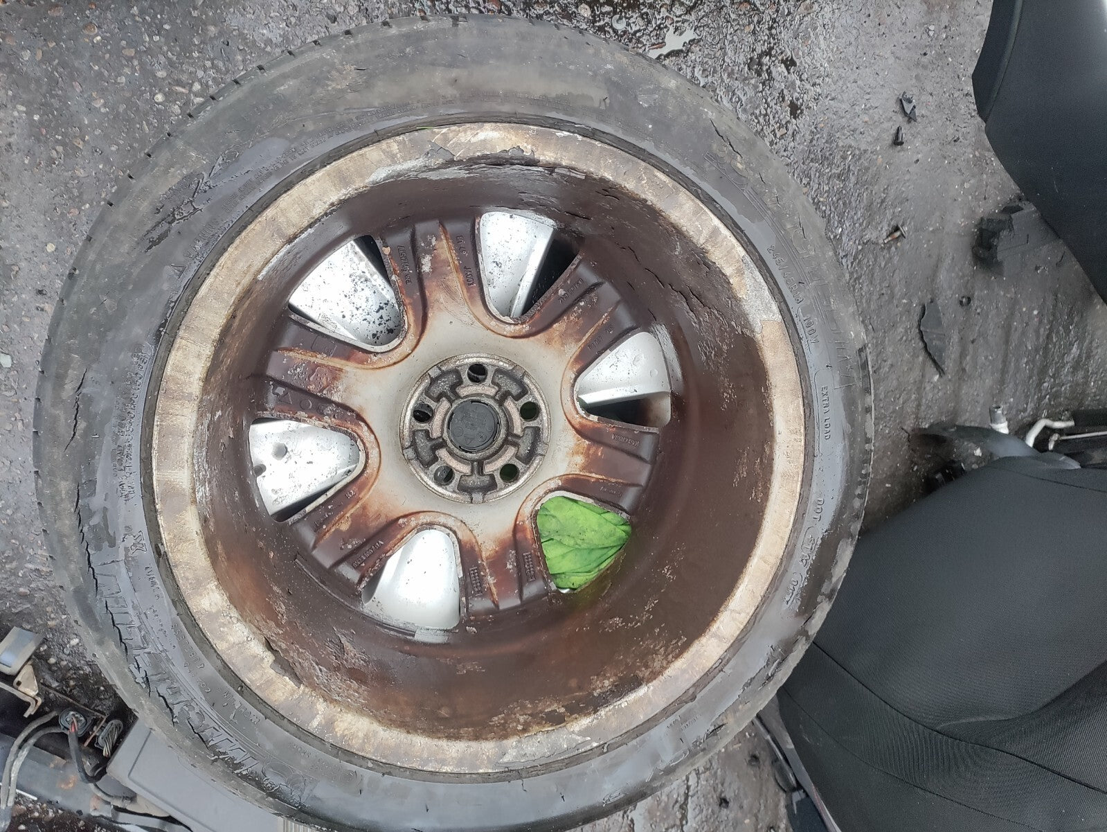 2009 JAGUAR XF X250 18 INCH ALLOY WHEEL WITH TYRE 245/45R18 REF 3