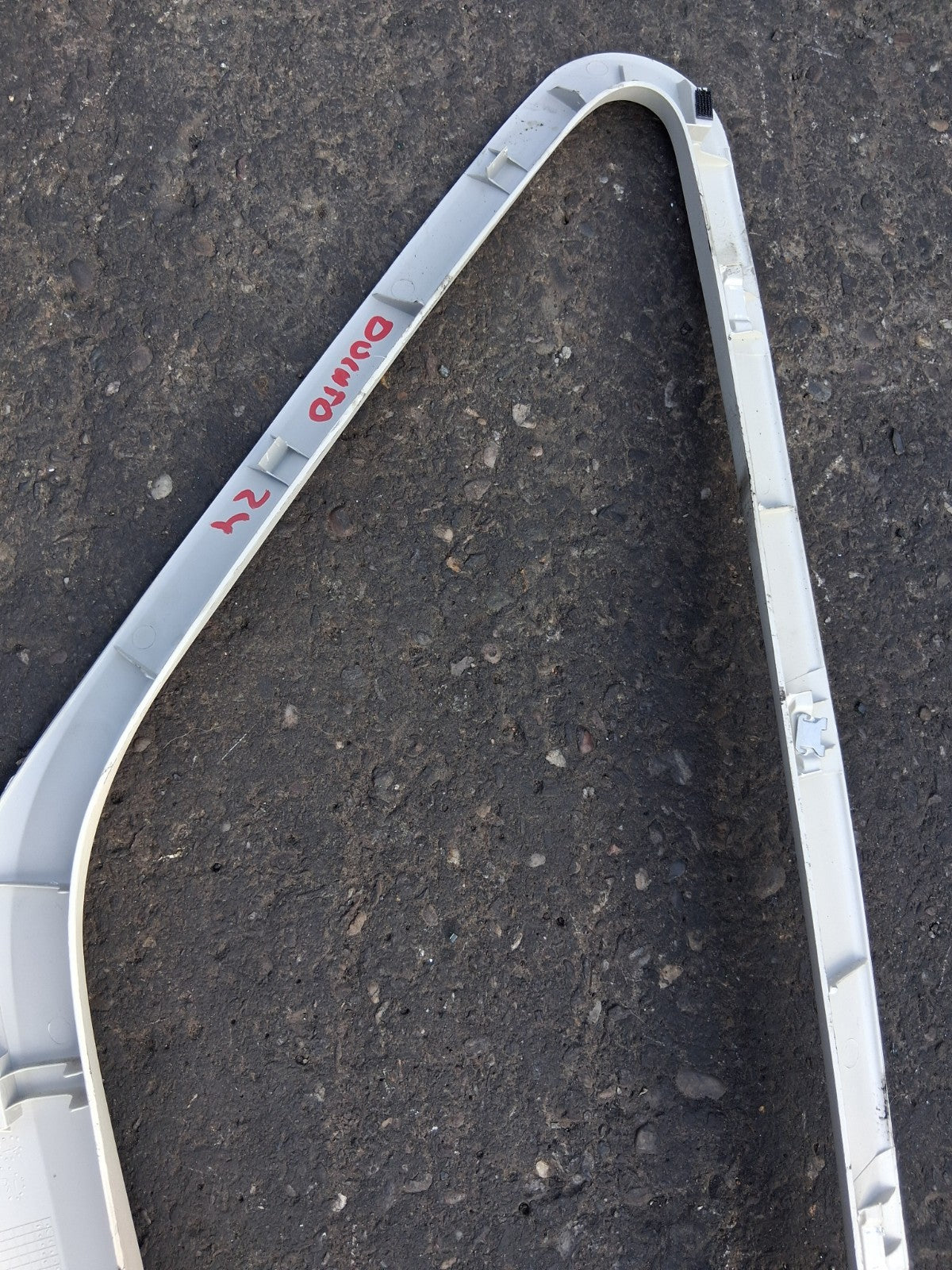 2024 FIAT DUCATO MK3 NSF PASSENGER SIDE INNER QUARTER GLASS TRIM 1308562070