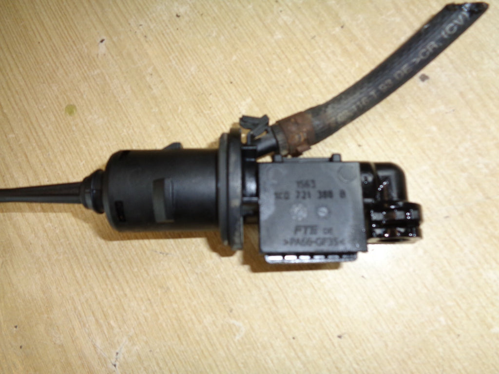 VW VOLKSWAGEN TOURAN CLUTH MASTER CYCLINDER BCM 1K0721388B
