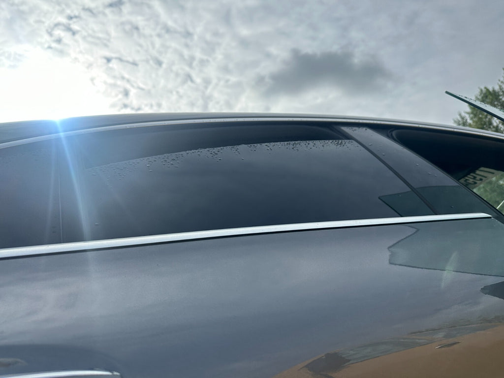 2023 MERCEDES CLA C118 OSR DRIVER SIDE REAR DOOR DROP DOWN GLASS WINDOW PANE