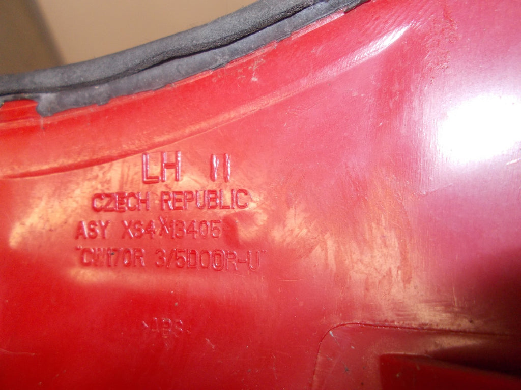 FORD FOCUS 2003 MK1 OSR DRIVER SIDE REAR LIGHT TAIL LIGHT