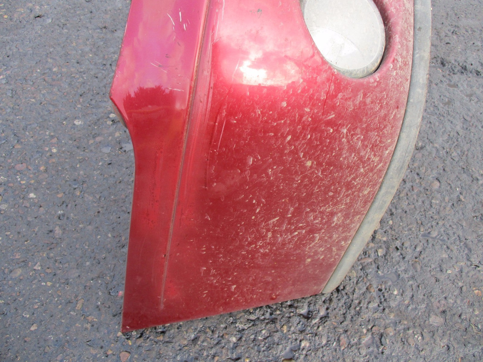 RENAULT MK1 MEGANE 1998 COMPLETE FRONT BUMPER FOG SPOT LIGHT BURGUNDY