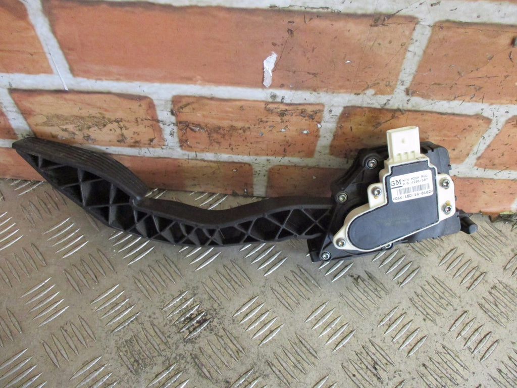 VAUXHALL VIVA 2015 OPEL VIVA, ACCELERATOR PEDAL - 42361587 / M2XX