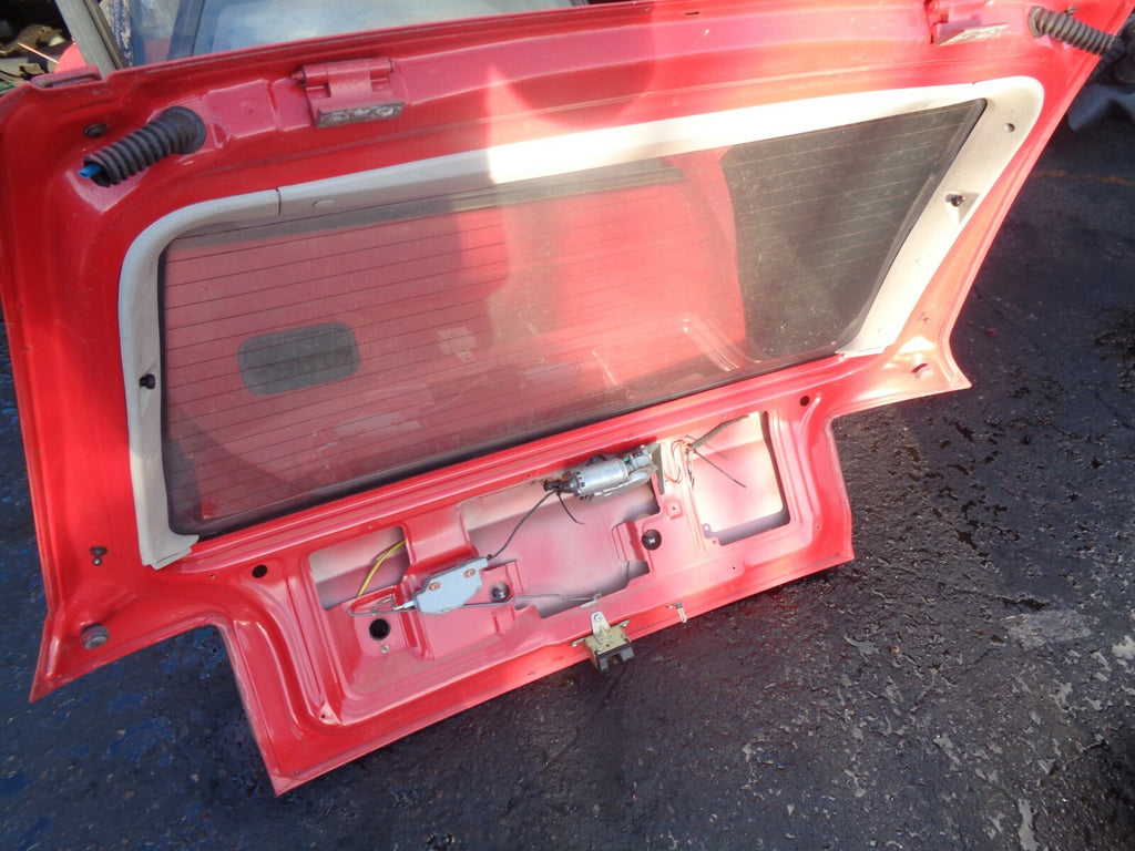 VAUXHALL ASTRA F MK3 5 DOOR REAR TAILGATE BOOTLID RED