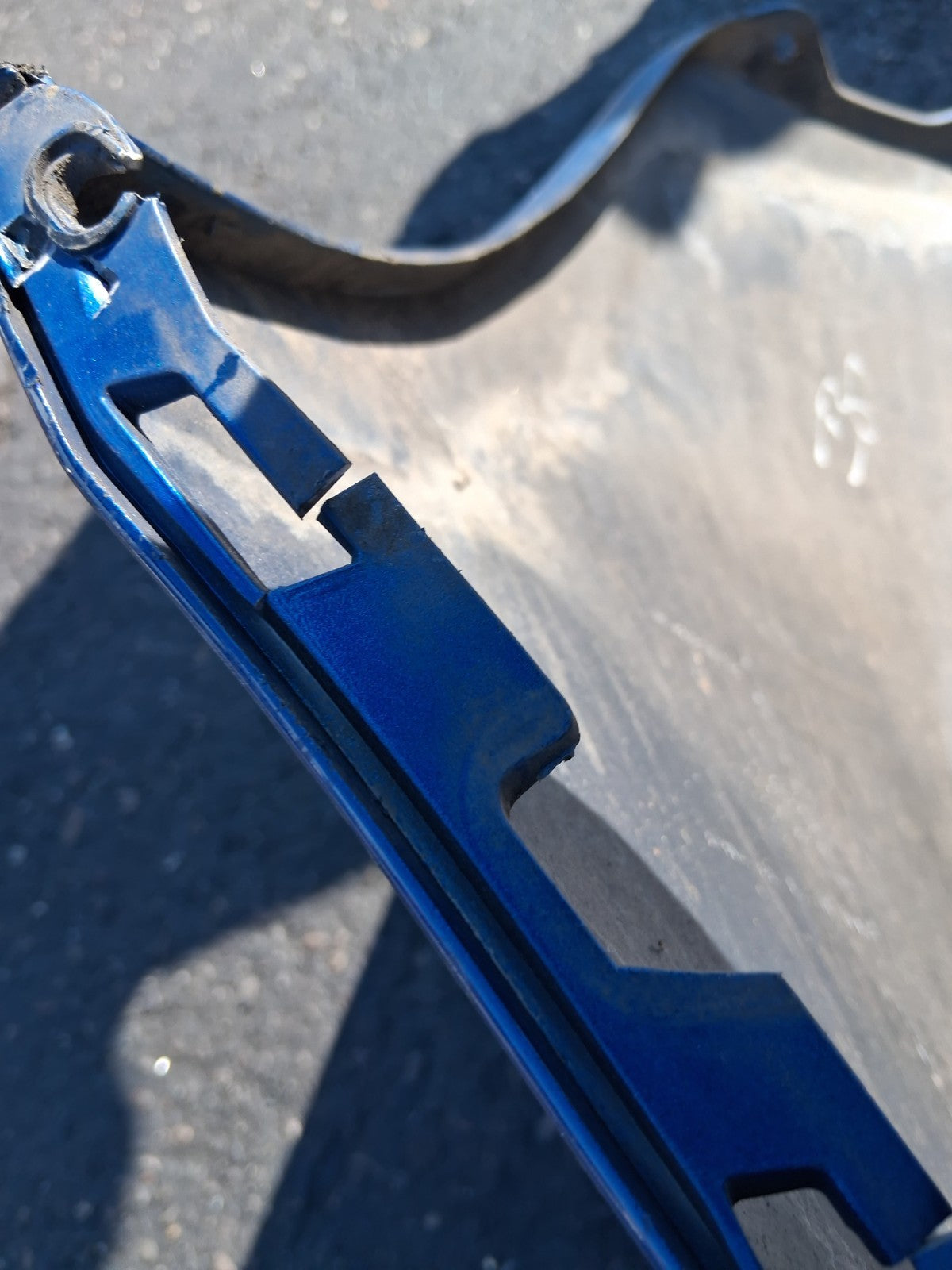 2008 RENAULT CLIO MK3 COMPLETE REAR BUMPER BLUE