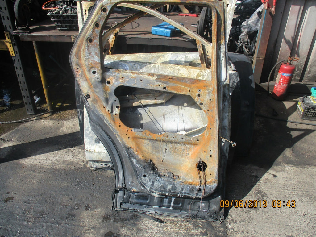 LAND ROVER DISCOVERY SPORT L550 NSR PASSENGER SIDE REAR DOOR BARE DAMAGED