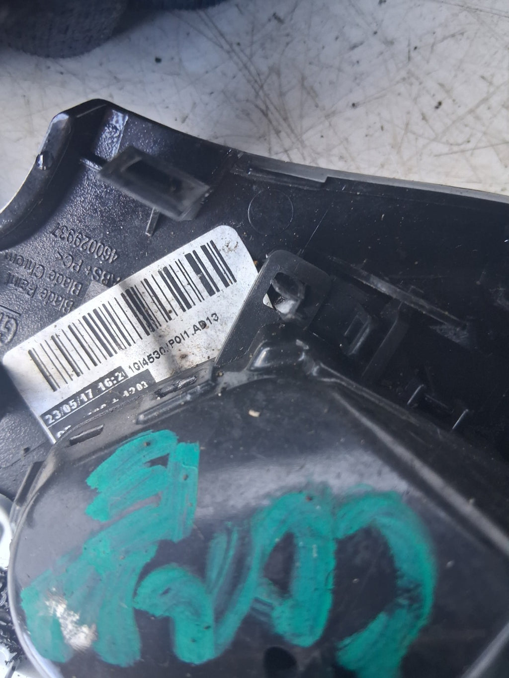 2018 VAUXHALL CORSA E DASHBOARD CENTRE AIR VENT 464000934