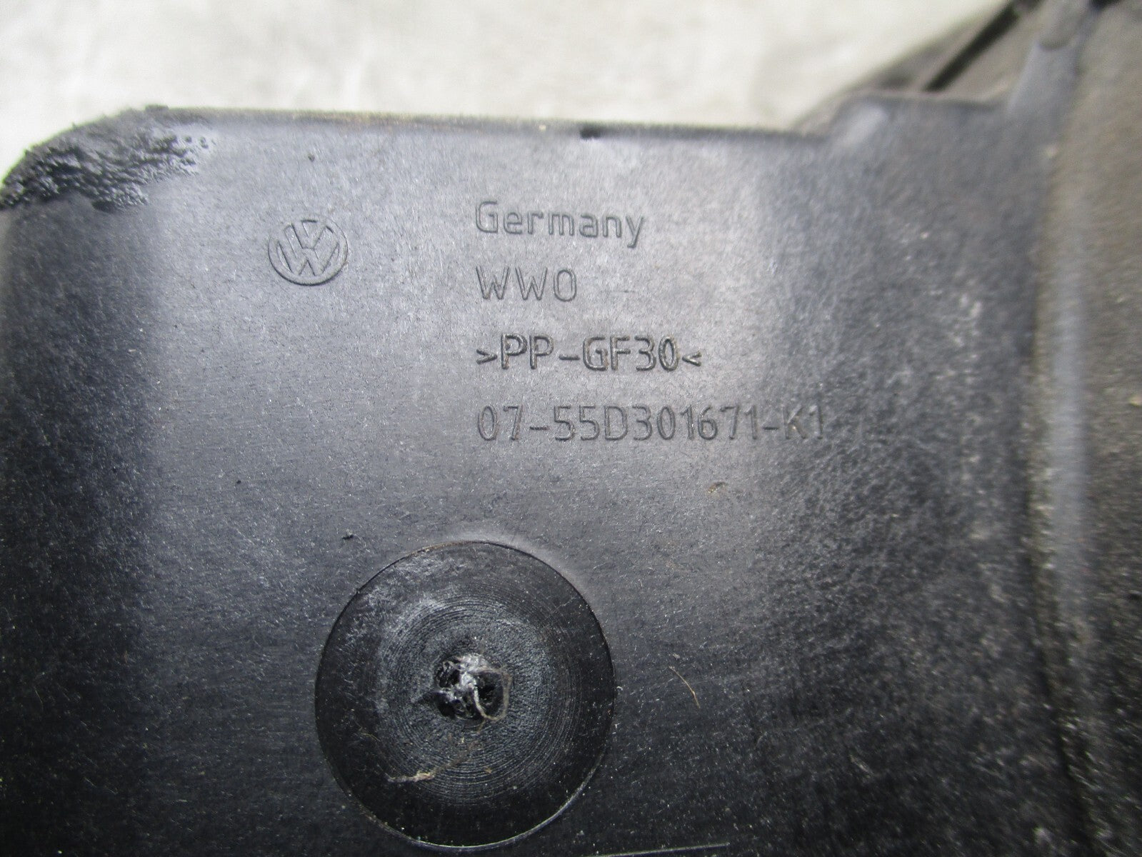 2016 VW VOLKSWAGEN GOLF MK7 HATCHBACK FUEL FILLER FLAP COVER 07-55D301671-K1