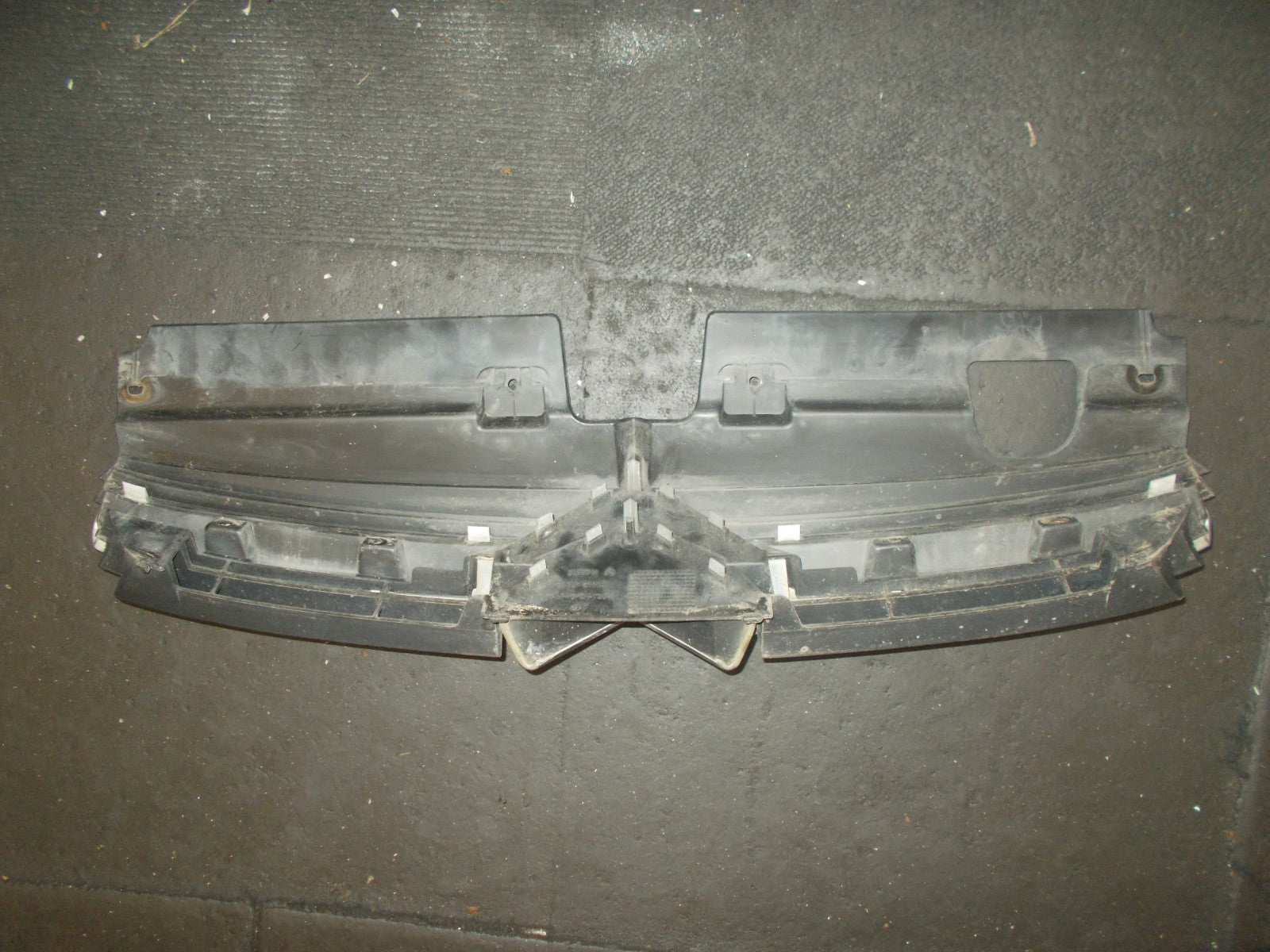 CITROEN XANTIA 2000 FRONT BUMPER GRILL GRILLE & BADGE EMBLEM 9636751980