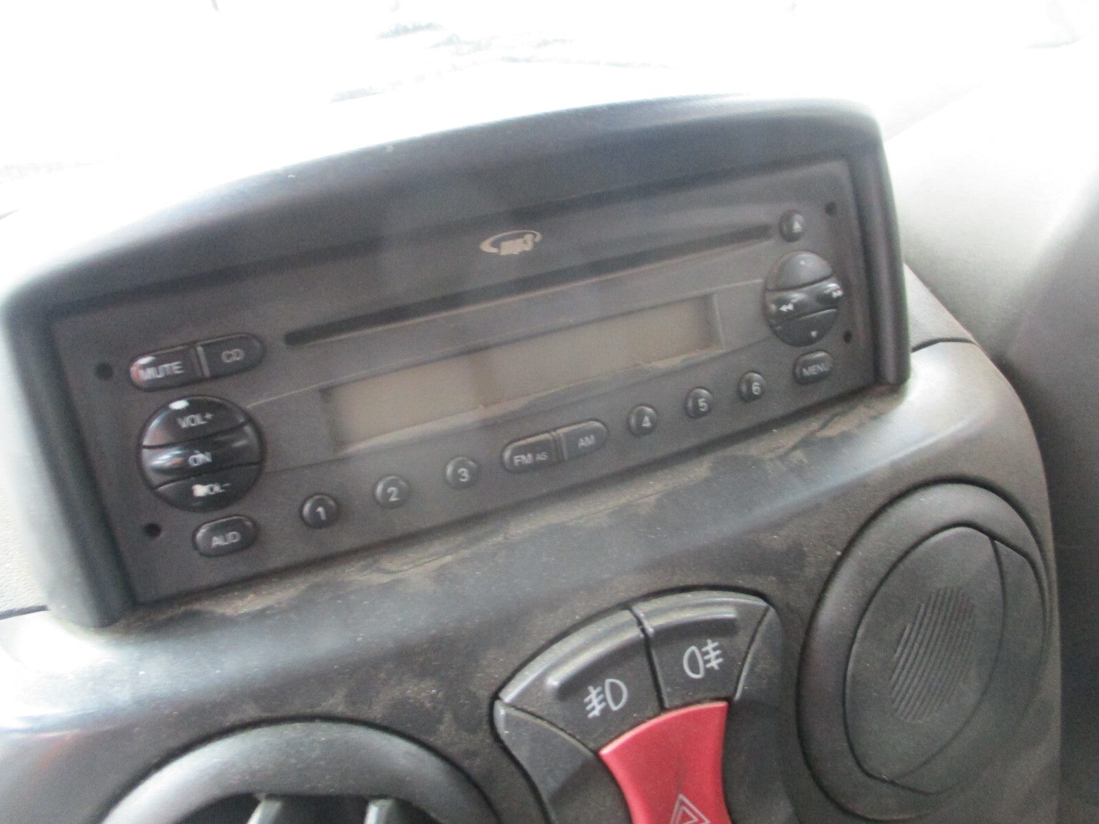 2010 FIAT DOBLO MK1 RADIO CD PLAYER STEREO HEAD UNIT