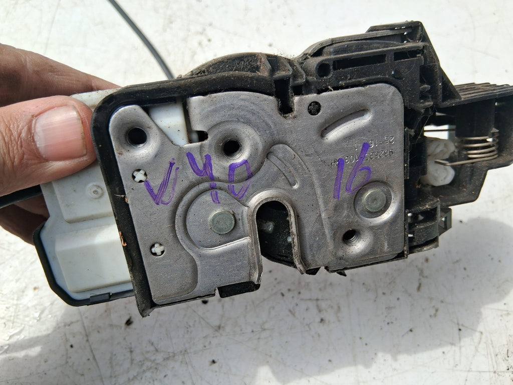 2016 VOLVO V40 OSF DRIVER SIDE FRONT DOOR LOCK MECHANISM 31440392