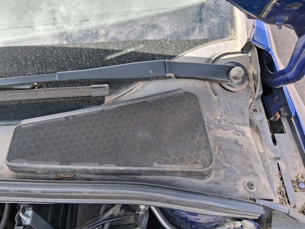 2015 FORD FOCUS MK3 NSF PASSENGER SIDE FRONT WIPER MOTOR
