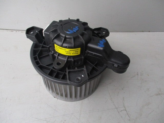VAUXHALL VIVA 2016 HEATER BLOWER MOTOR FAN 40510751