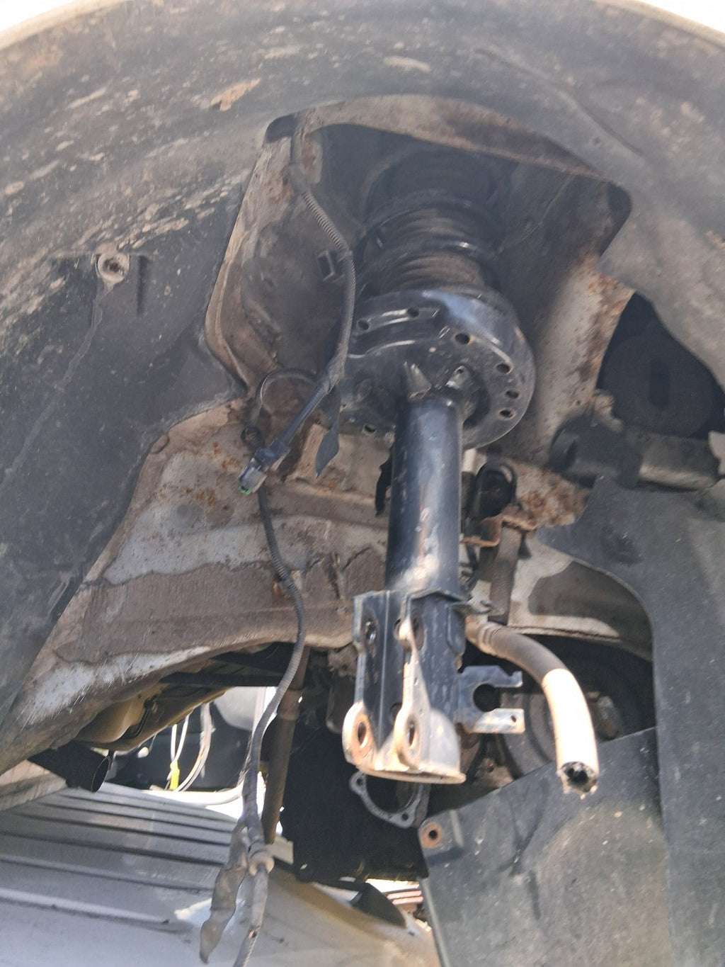 2015 PEUGEOT BIPPER OSF DRIVER SIDE FRONT SHOCK ABSORBER