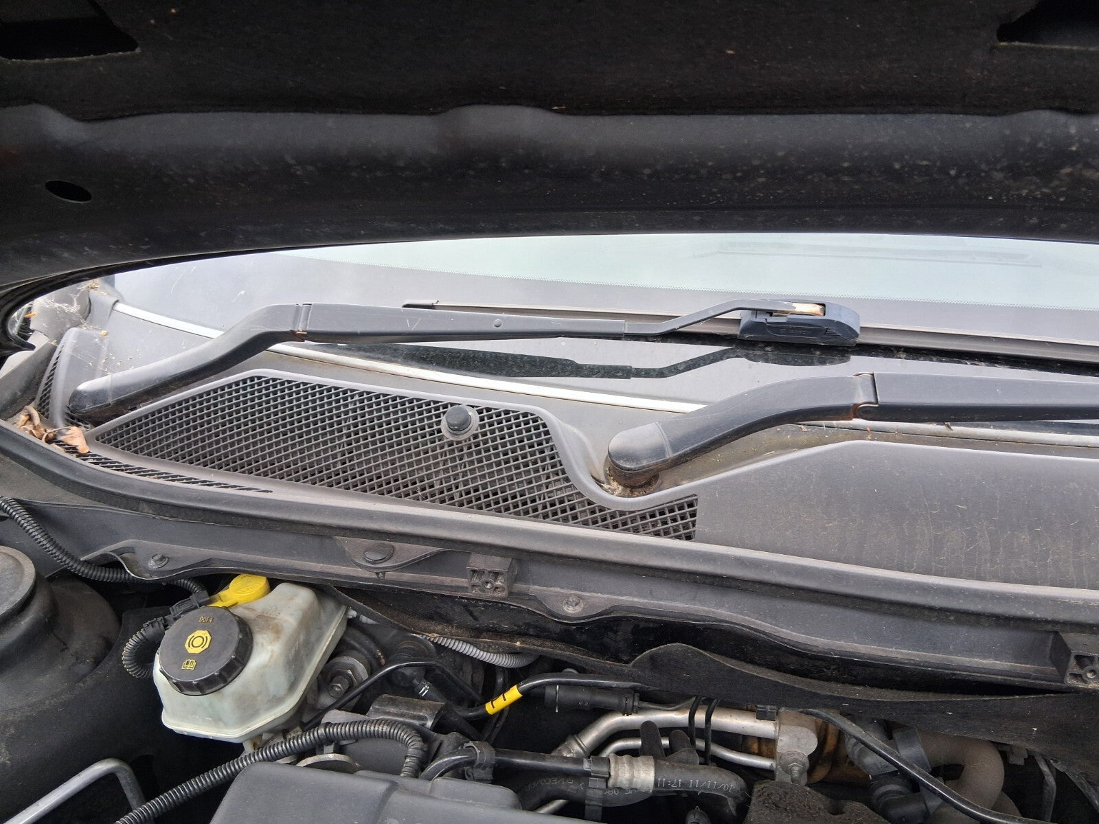 2011 VAUXHALL INSIGNIA ESTATE MK1 WINDSCREEN WIPER MOTOR & LINKAGE WITH ARM